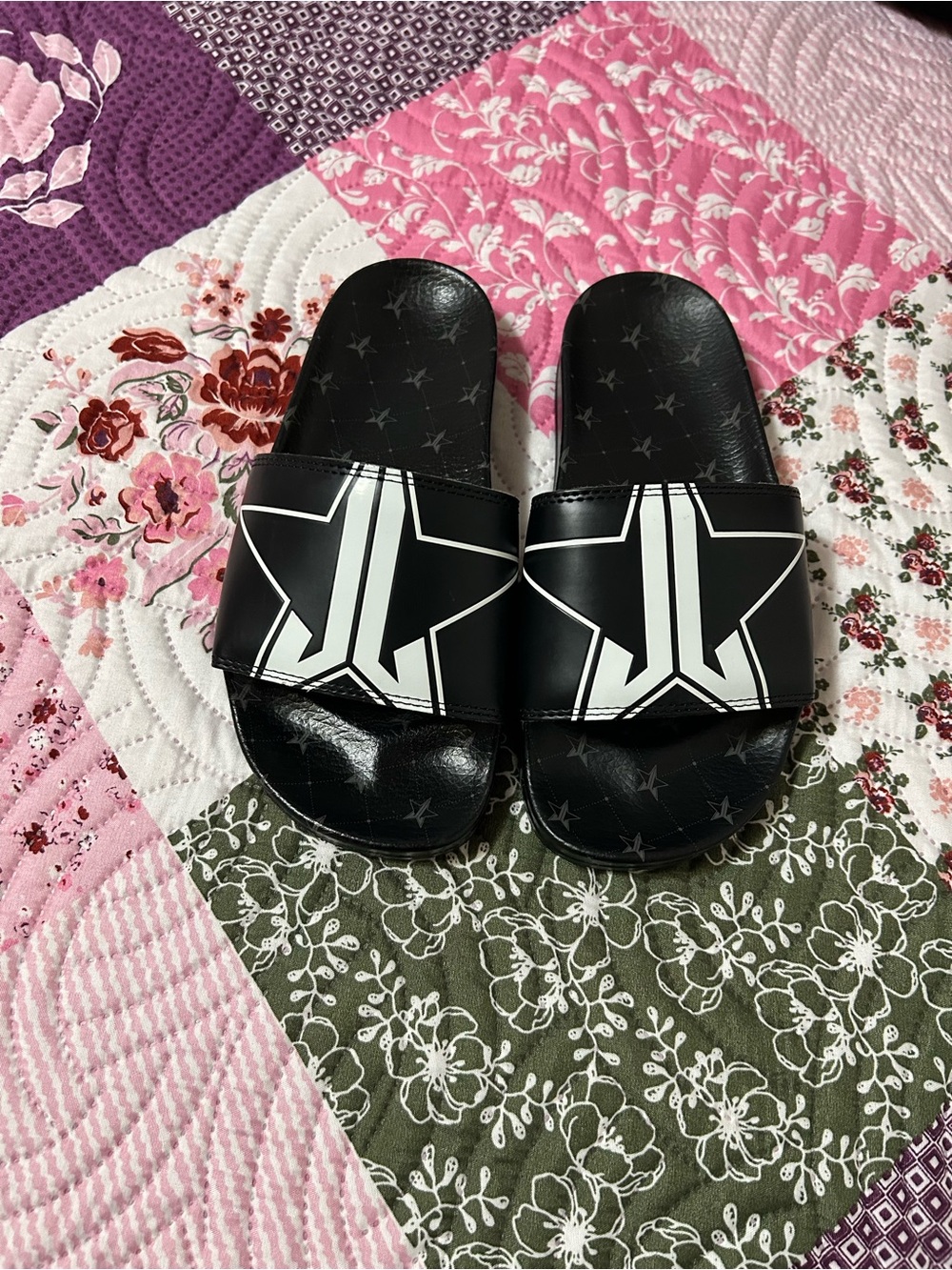 Jeffree Star White and Black Slides